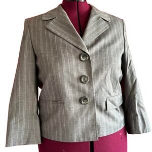 Vintage Blazer Womens Size 12P Gray Large Buttons Retro Business Casual Office